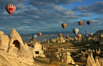 Hot_Air_Balloons_Cappadocia.jpg